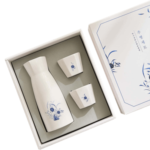 [SMART DIRECT] White Porcelain Flask With Flower Plant Design Set