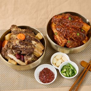 푸짐한 대왕 소갈비찜 간장맛 1.2kg + 매운맛 1.2kg