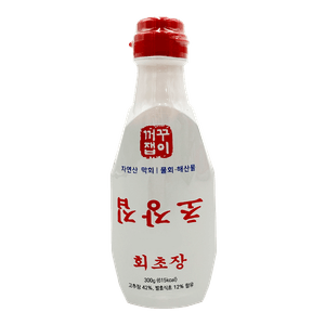 Hot Pepper Paste With Vinegar 10.58 Oz (300g)